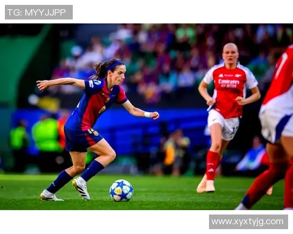 足球明星转会后精彩出场瞬间回顾与精彩表现分析